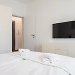 Cosy In فارنا